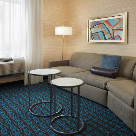Fairfield Inn & Suites By Marriott Беррі Екстер'єр фото