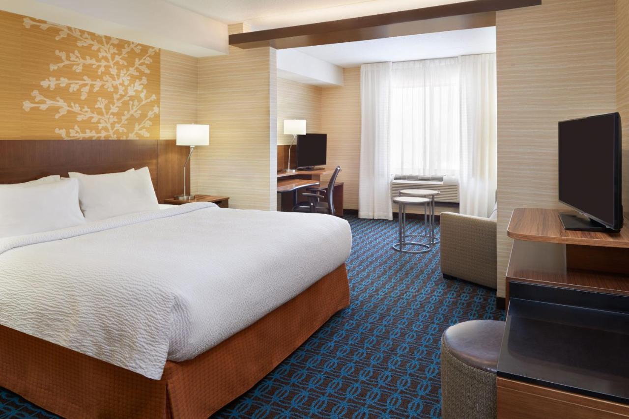 Fairfield Inn & Suites By Marriott Беррі Екстер'єр фото
