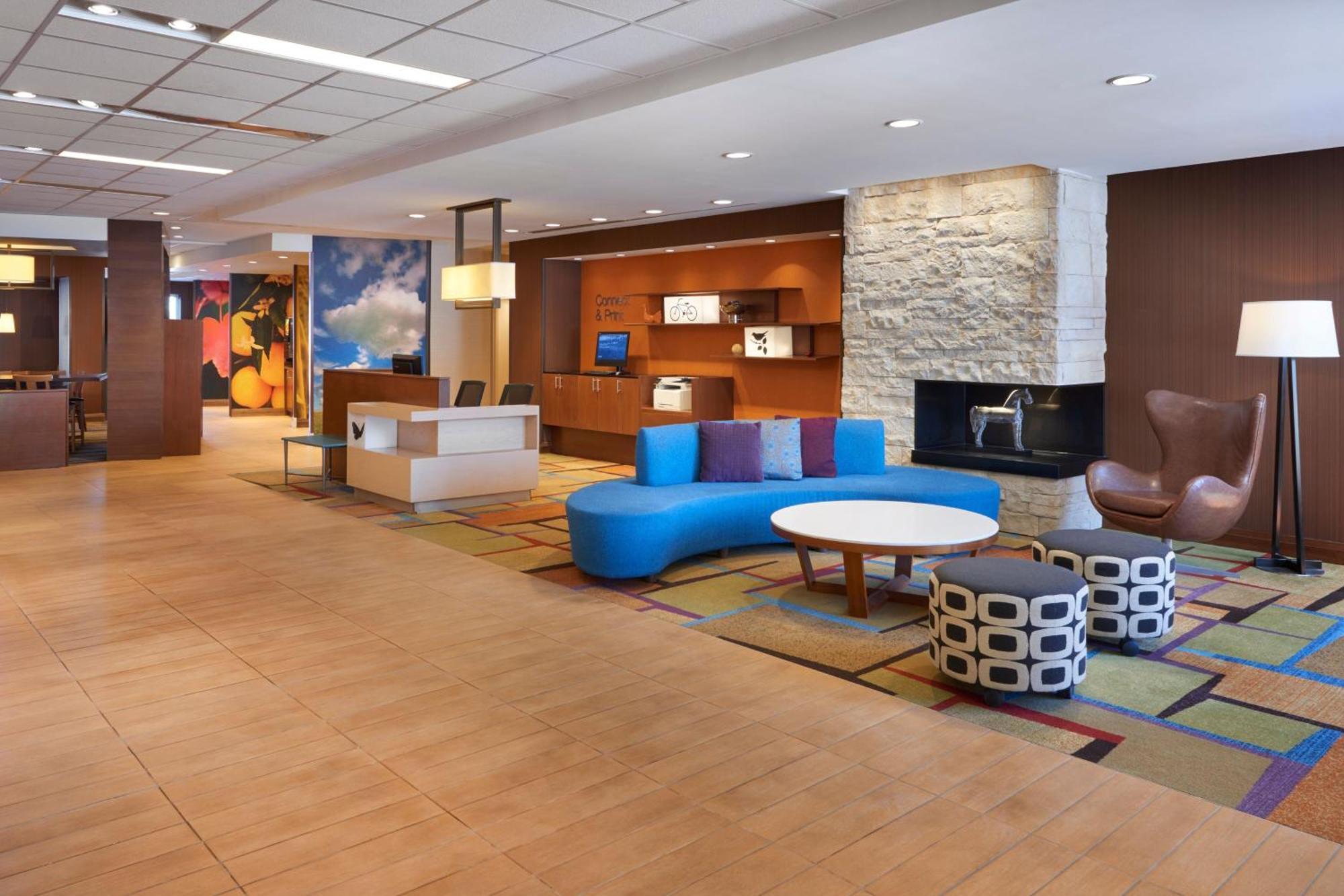 Fairfield Inn & Suites By Marriott Беррі Екстер'єр фото
