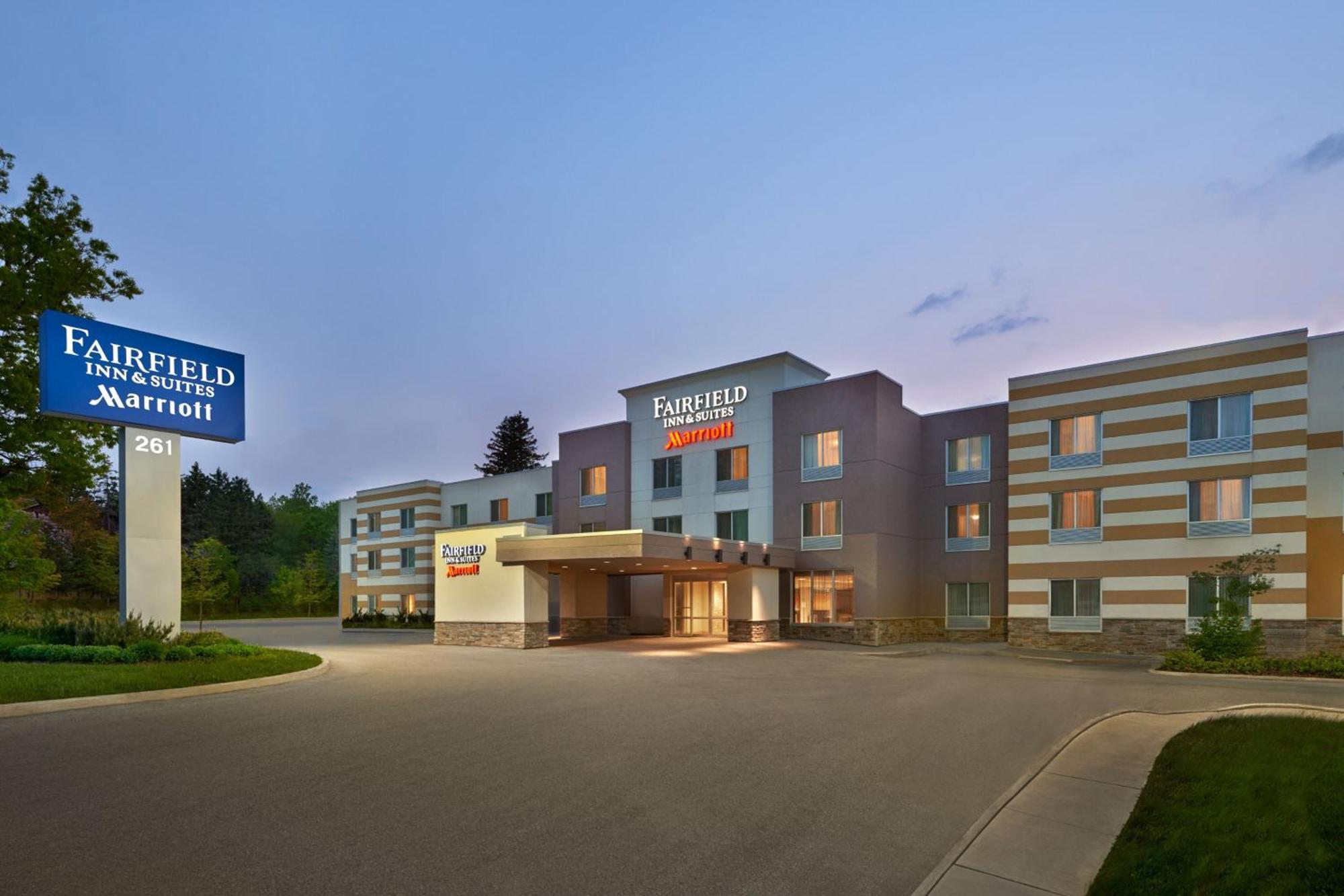 Fairfield Inn & Suites By Marriott Беррі Екстер'єр фото