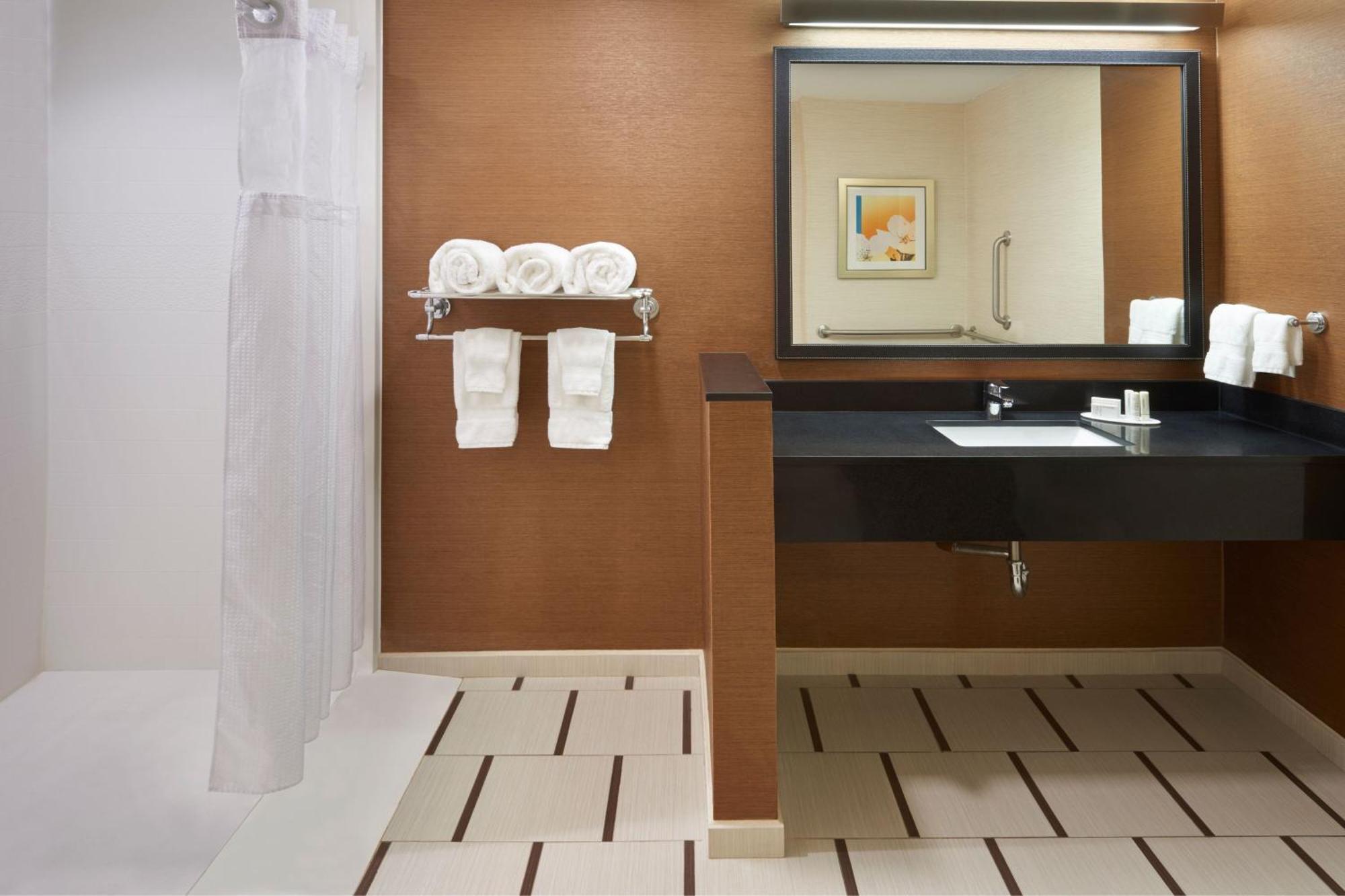 Fairfield Inn & Suites By Marriott Беррі Екстер'єр фото
