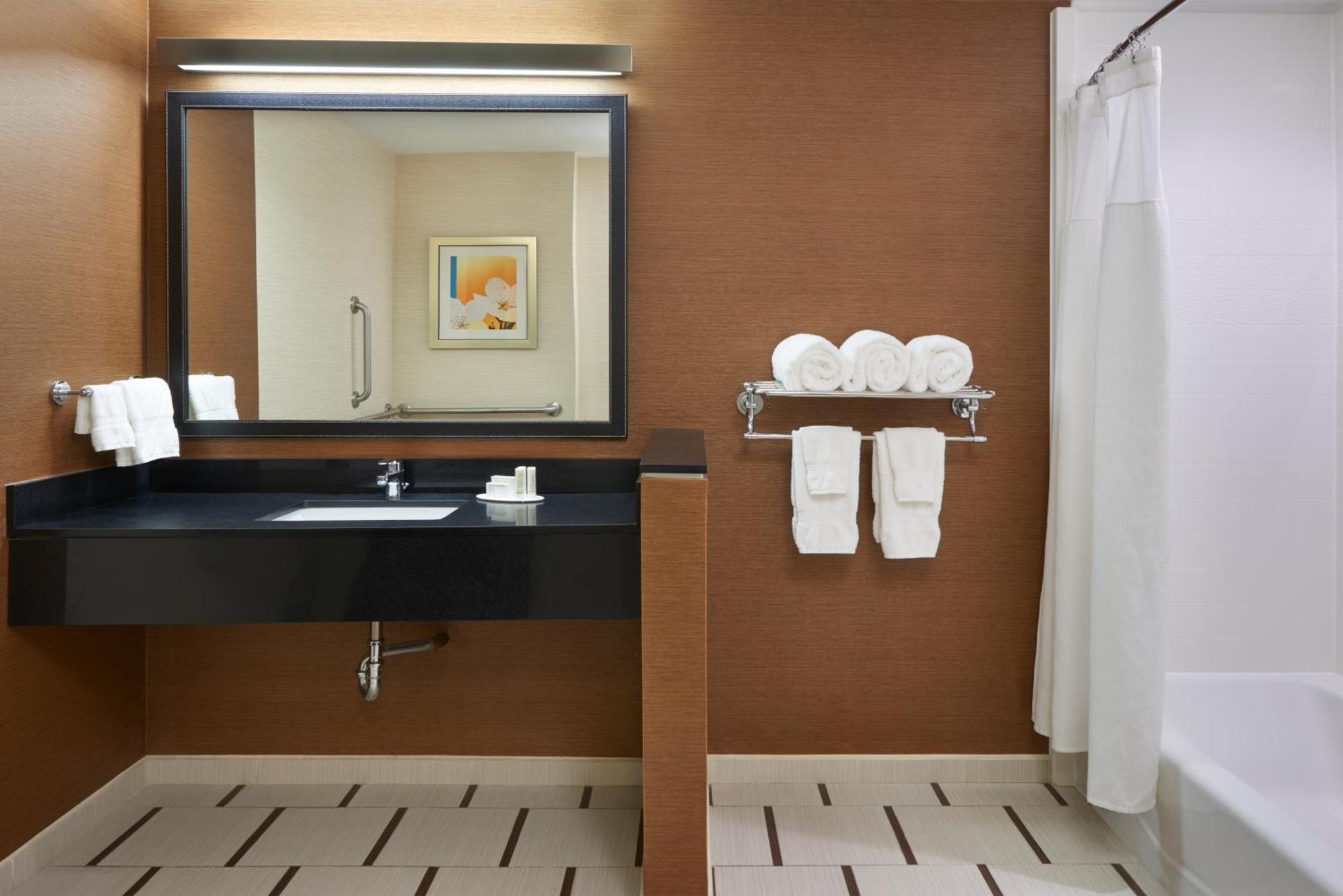 Fairfield Inn & Suites By Marriott Беррі Екстер'єр фото