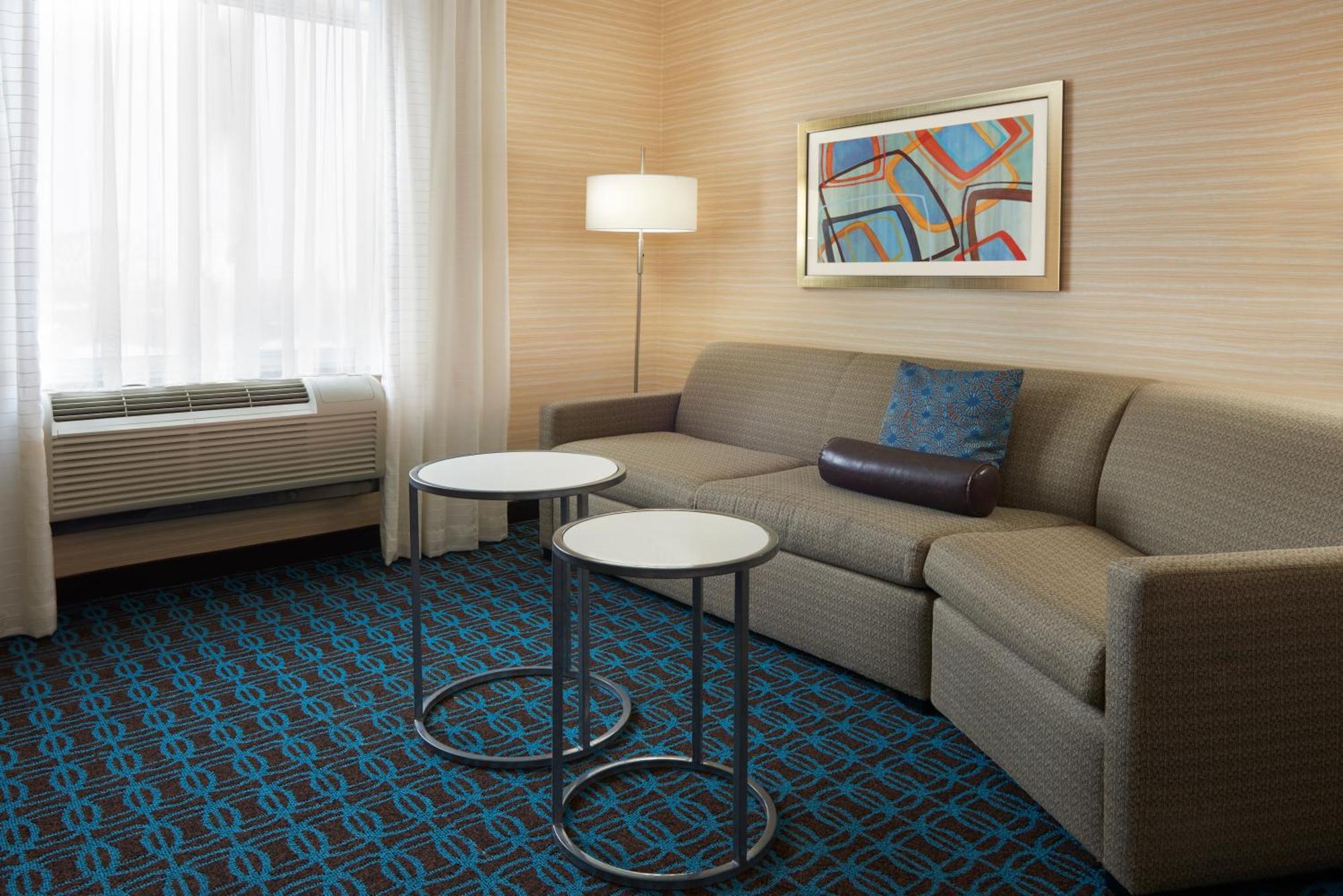 Fairfield Inn & Suites By Marriott Беррі Екстер'єр фото